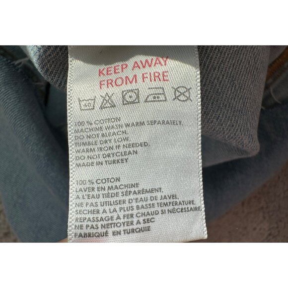 BDG New Urban Outfitters Light Wash Denim Mini Skirt Small Cotton Raw Hem - Picture 6 of 9